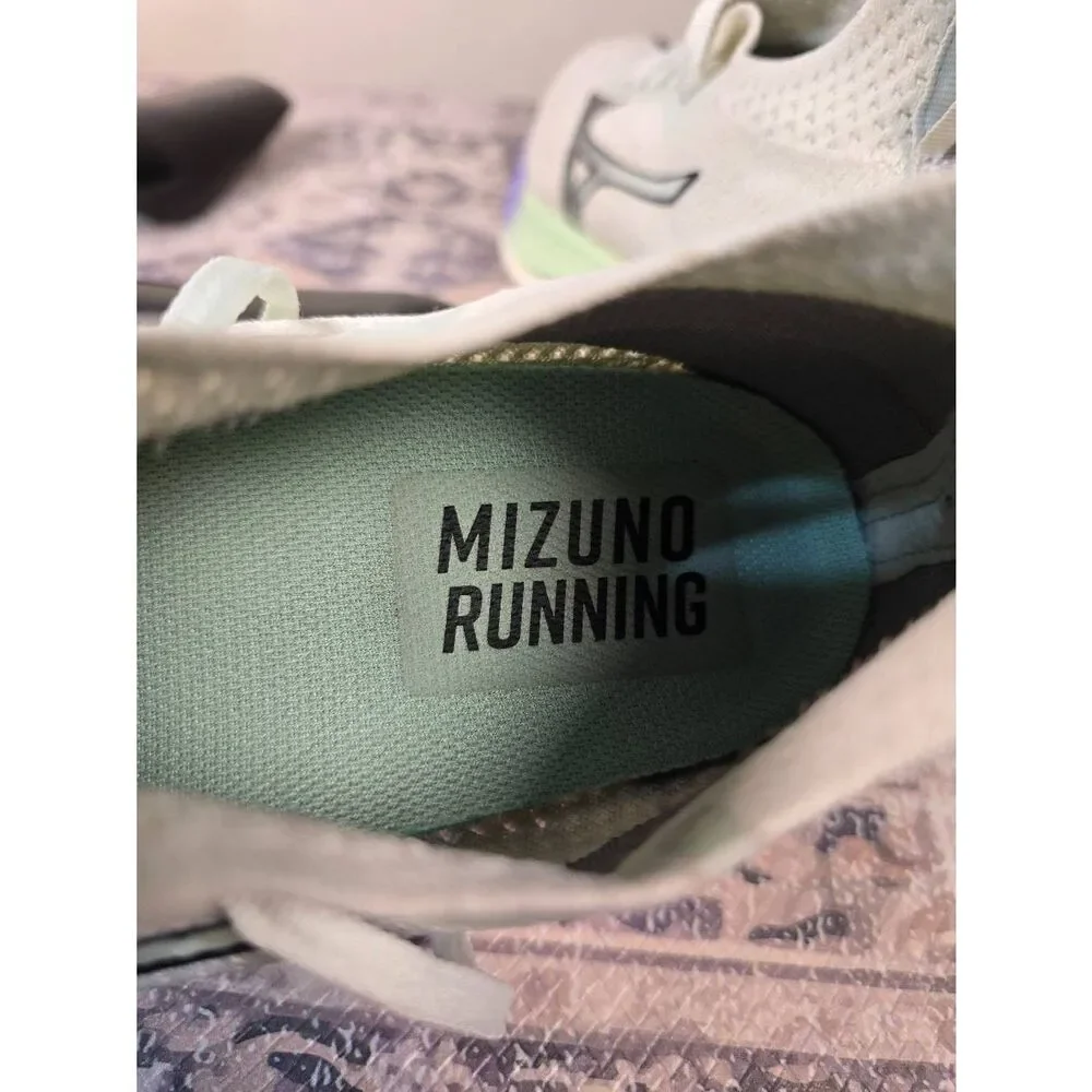 Mizuno Neo Zen Women's Running Shoes Size 9